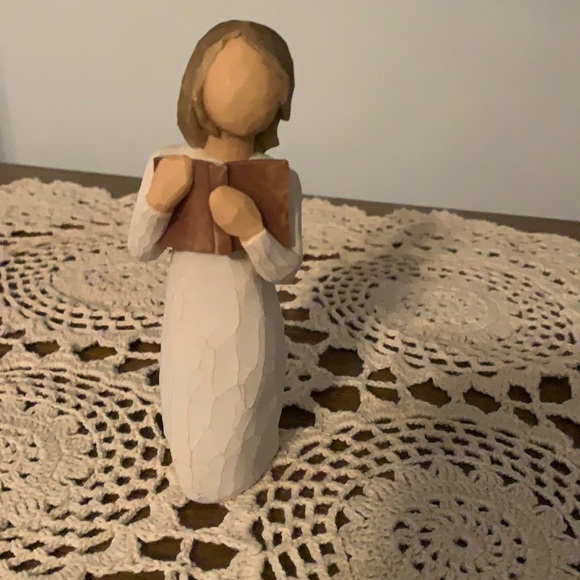 Willow Tree Love of Learning figurine